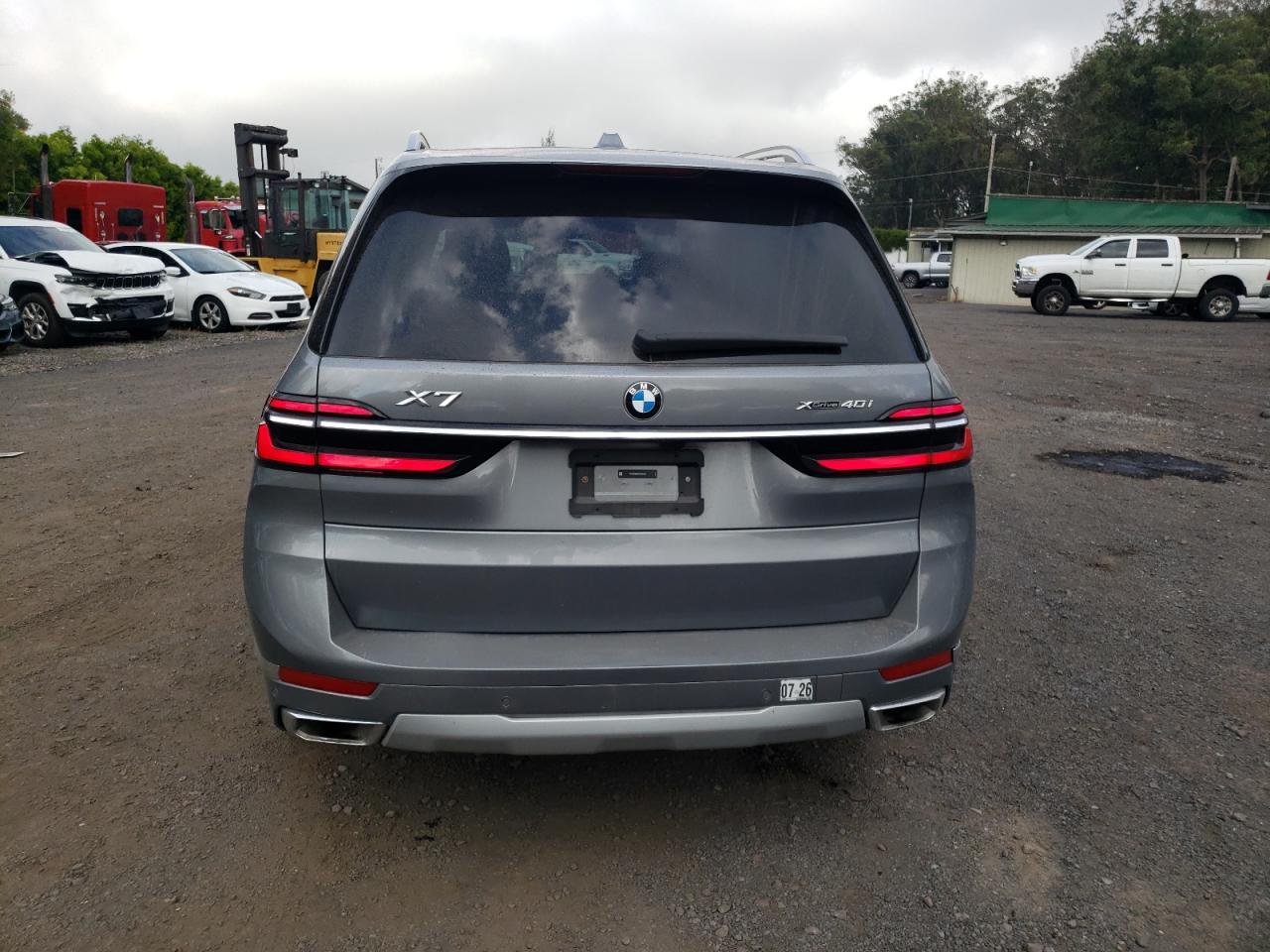 2025 BMW X7