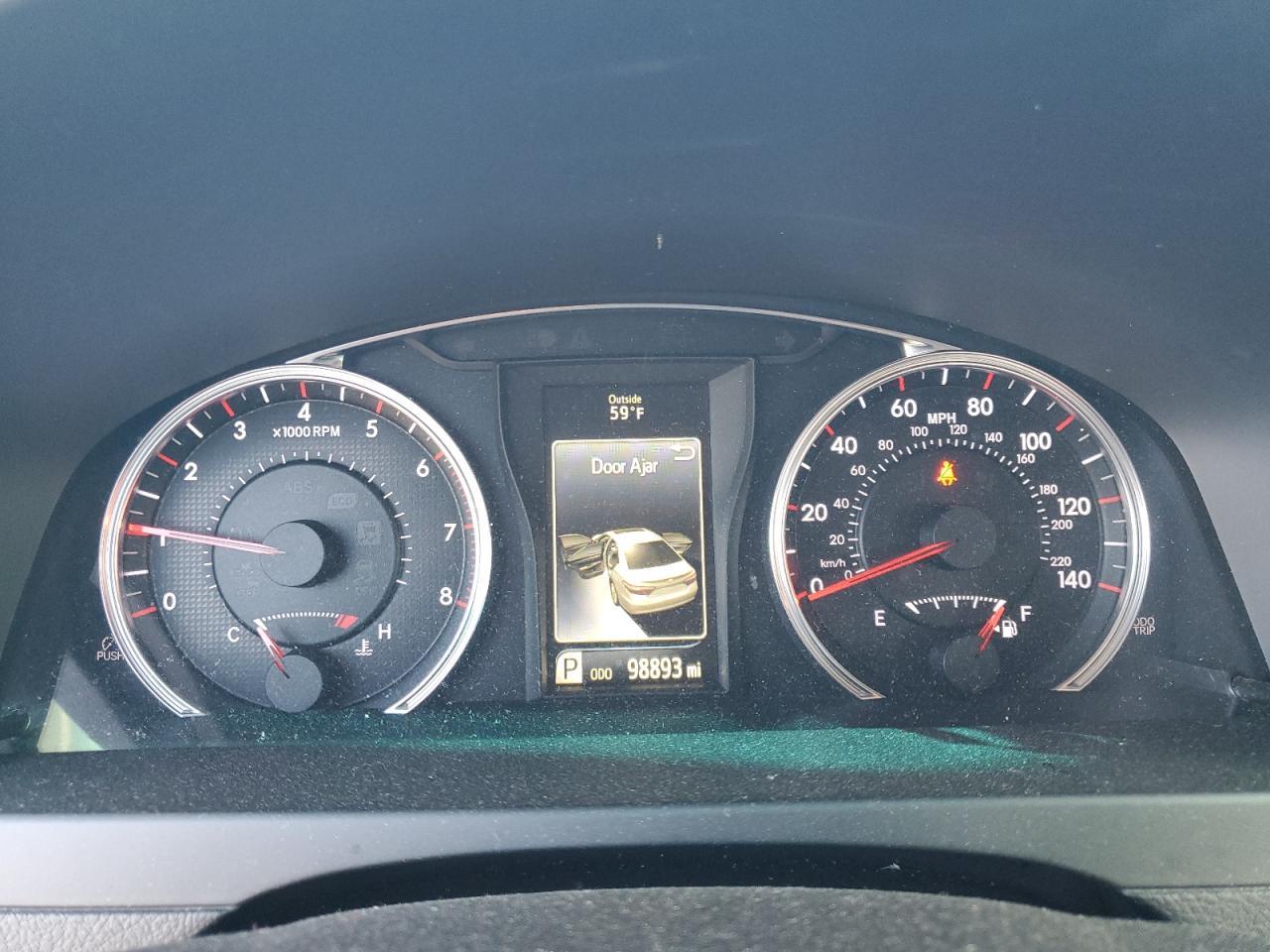 2016 TOYOTA CAMRY