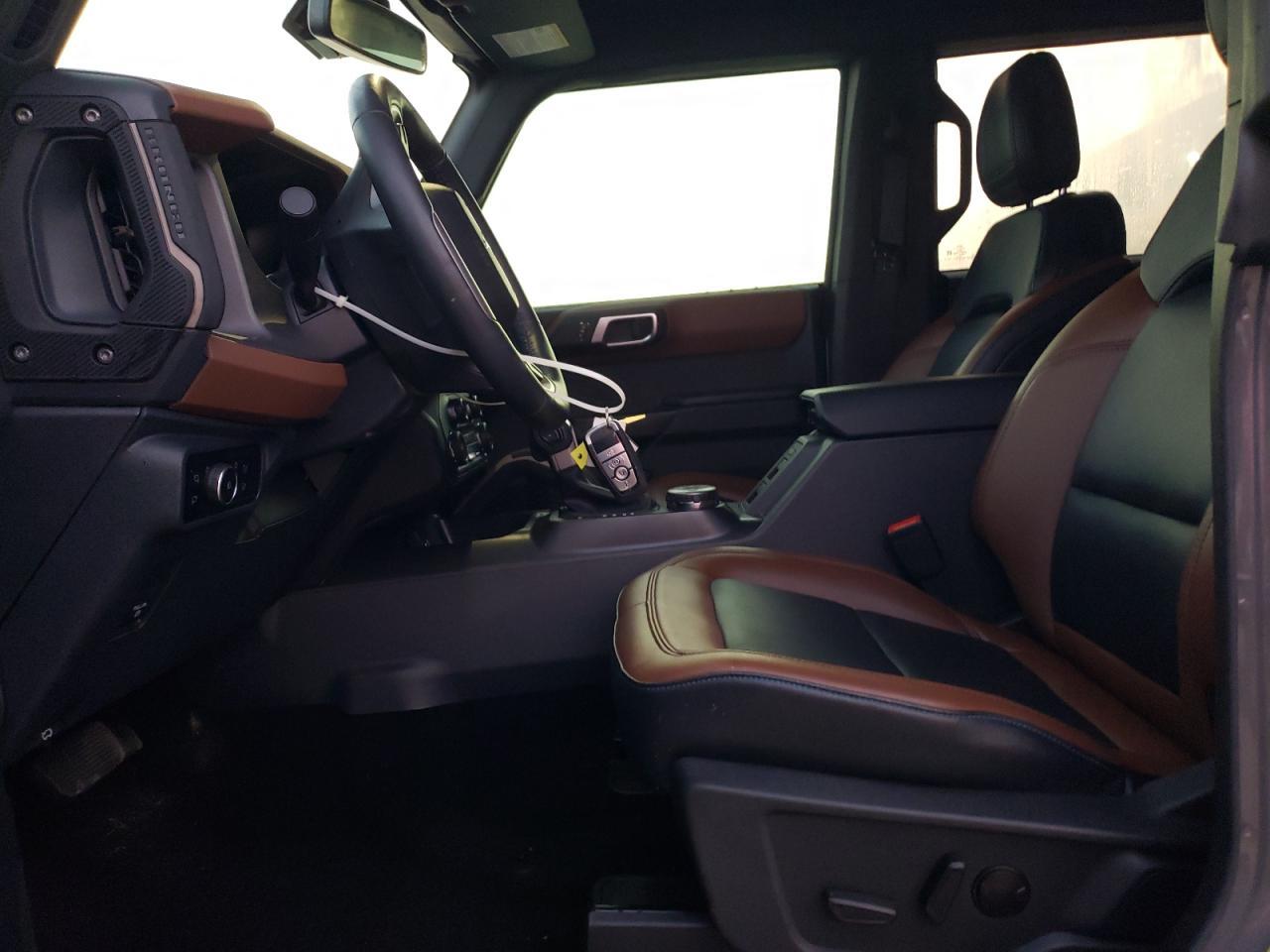 2024 FORD Bronco