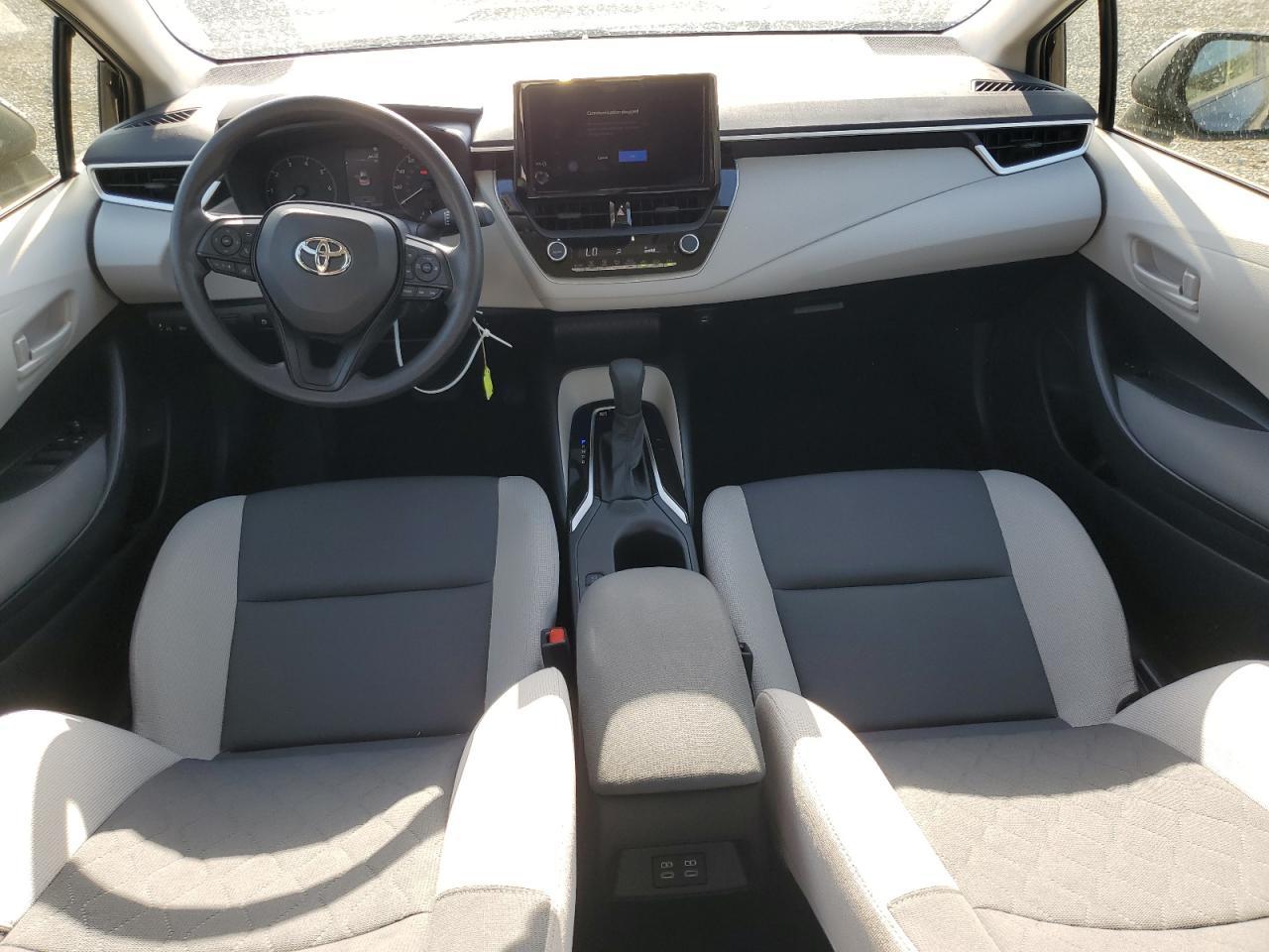 2025 TOYOTA COROLLA