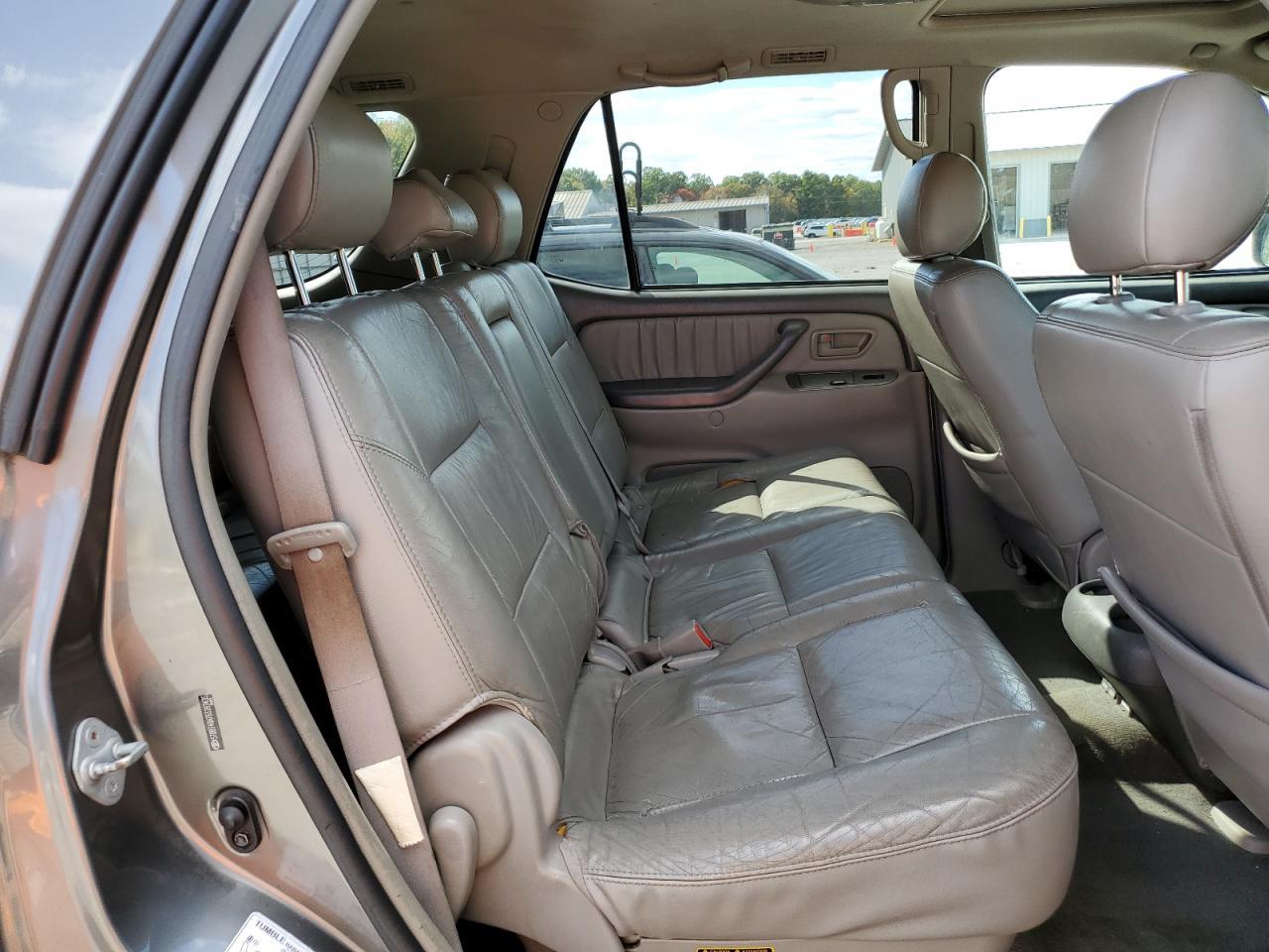2006 TOYOTA Sequoia