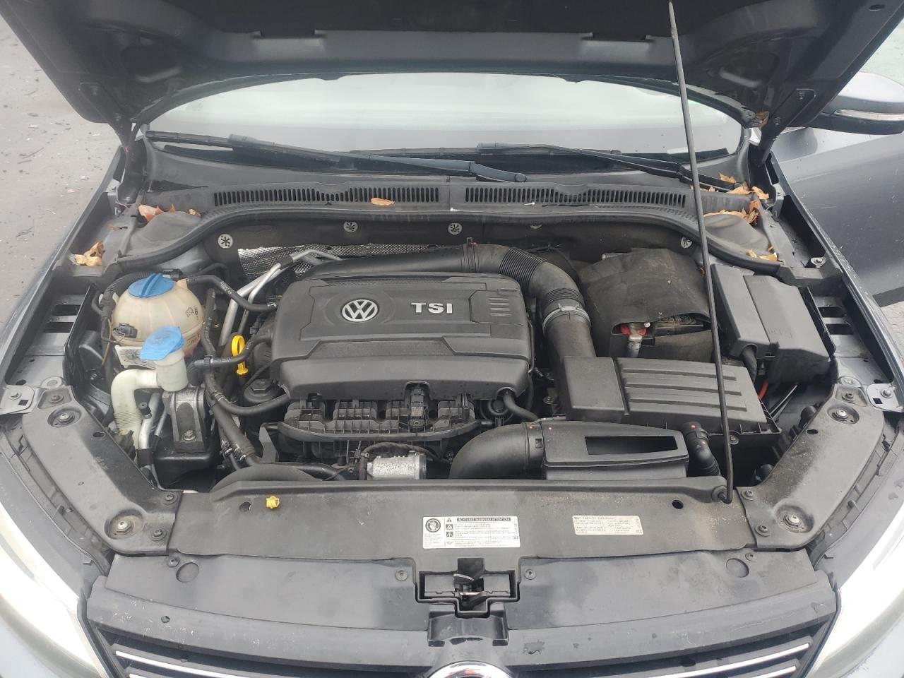 2014 VOLKSWAGEN JETTA