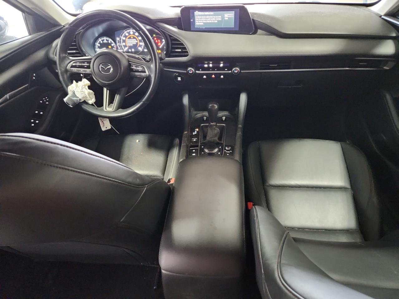 2021 MAZDA 3