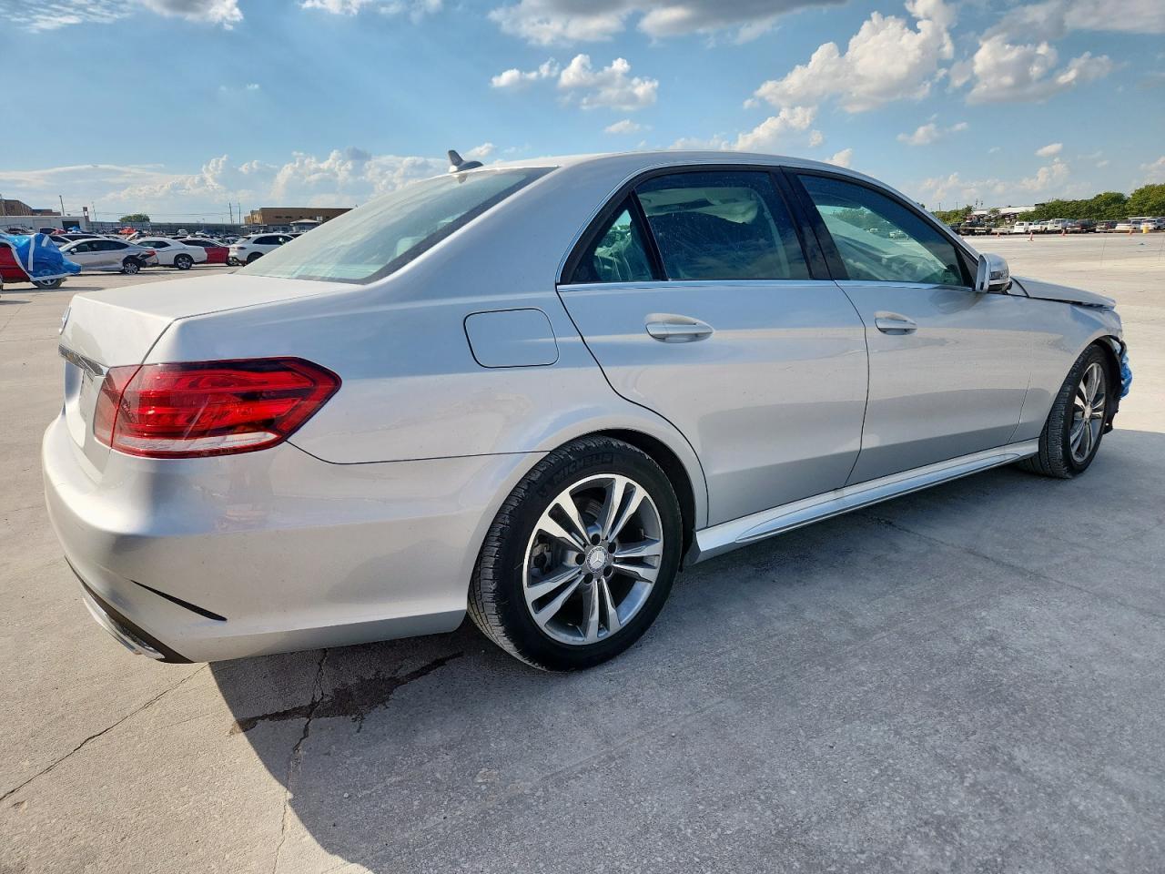 2016 MERCEDES-BENZ E-Class