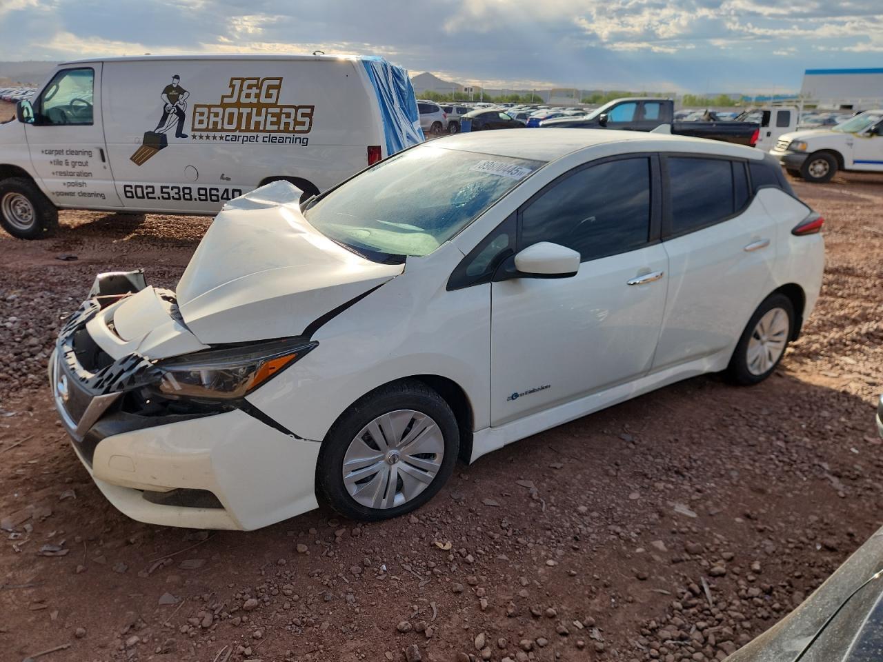 2019 NISSAN LEAF