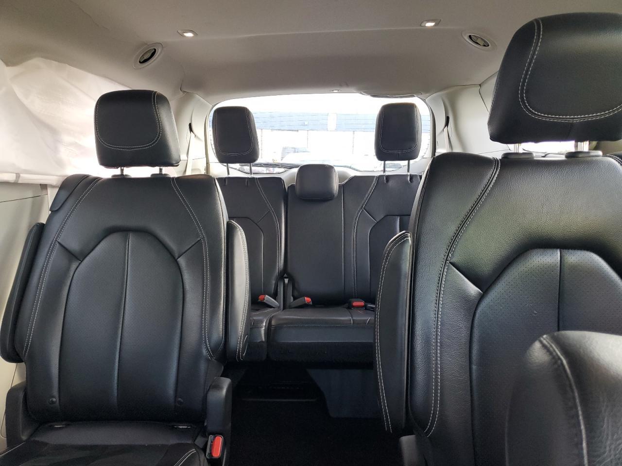 2022 CHRYSLER Pacifica