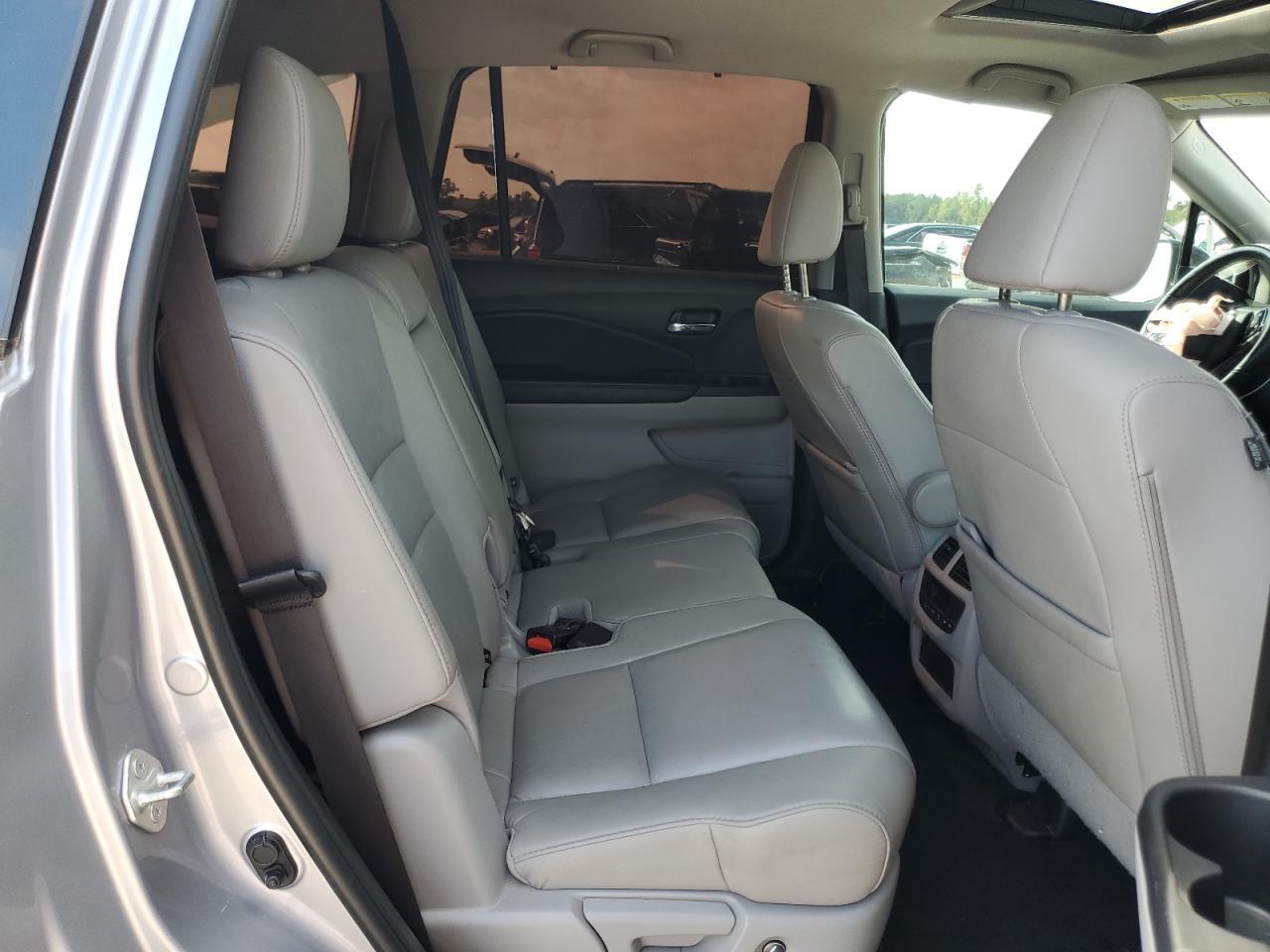 2021 HONDA PILOT
