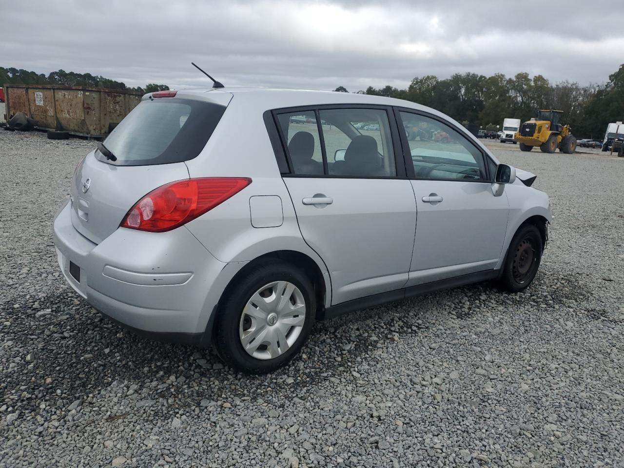 2010 NISSAN VERSA