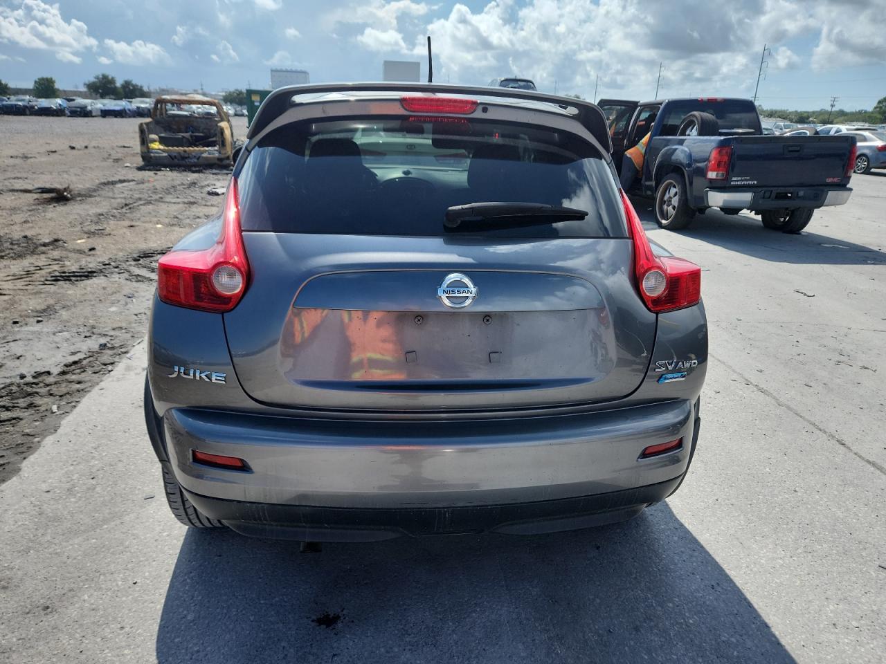 2014 NISSAN Juke