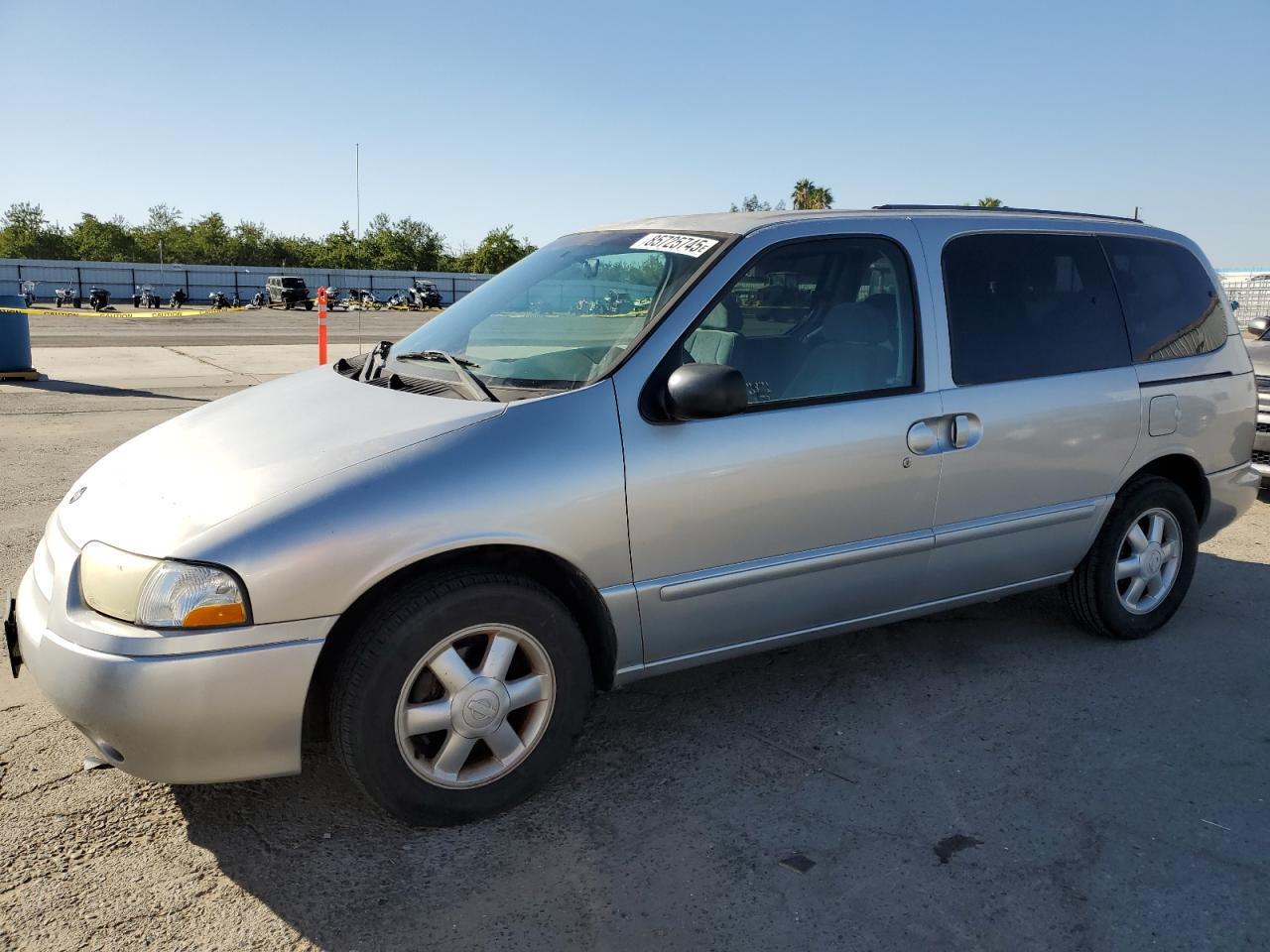 2002 NISSAN Quest