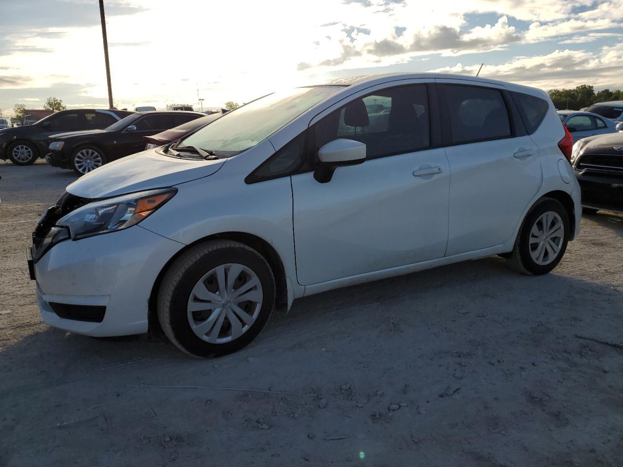 2017 NISSAN Versa Note