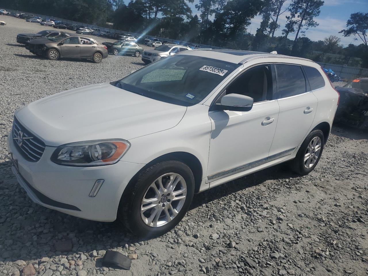 2015 VOLVO XC60