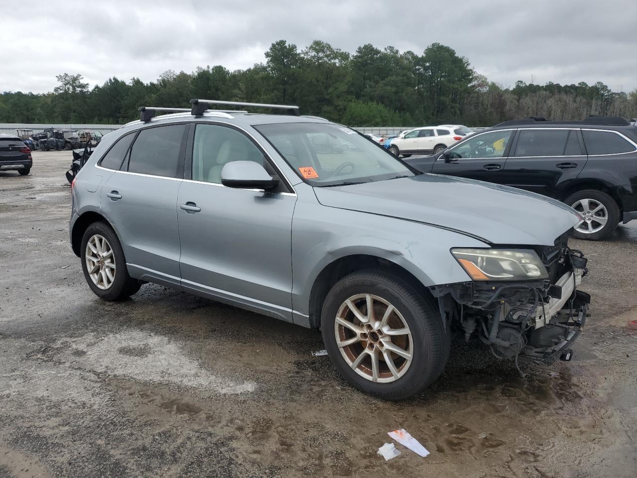 2010 AUDI Q5