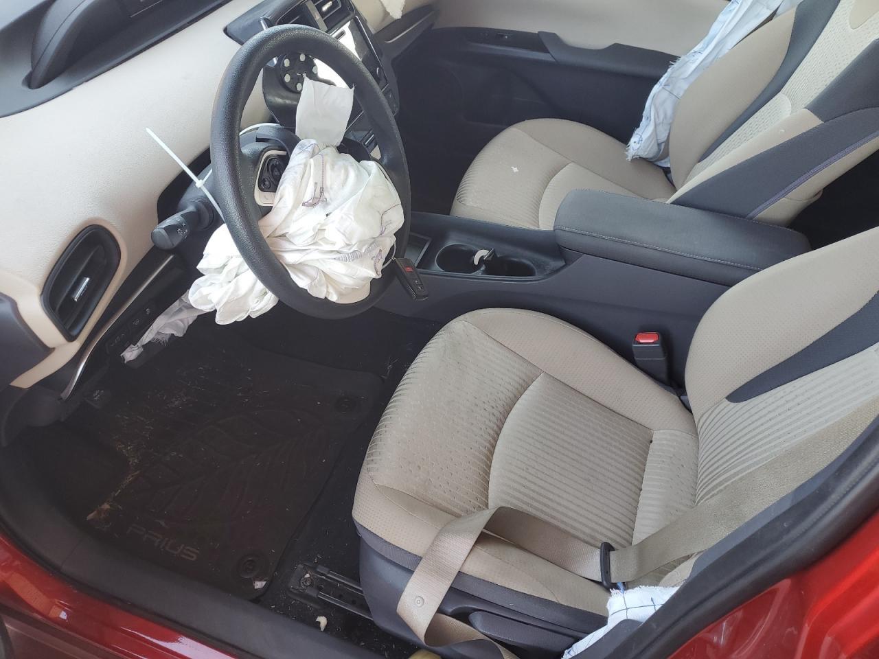 2017 TOYOTA PRIUS