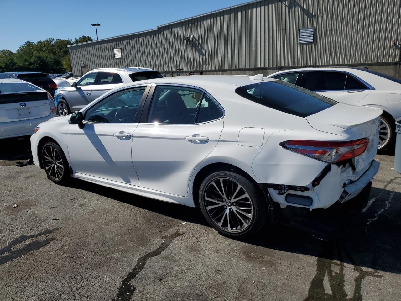 2019 TOYOTA CAMRY