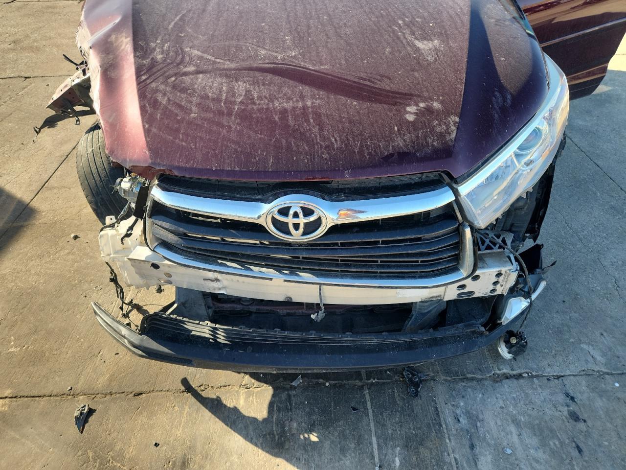 2015 TOYOTA HIGHLANDER