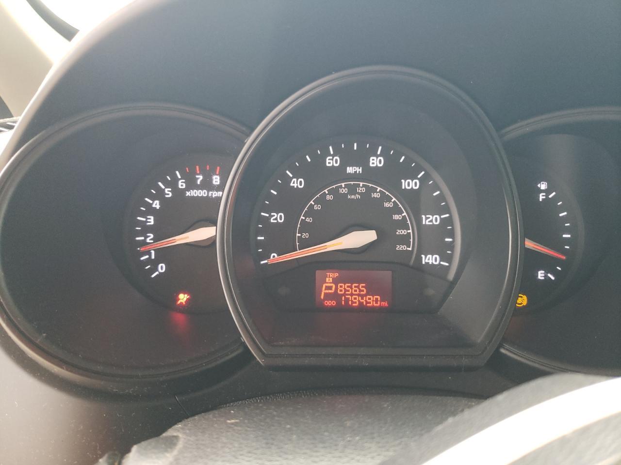 2013 KIA RIO