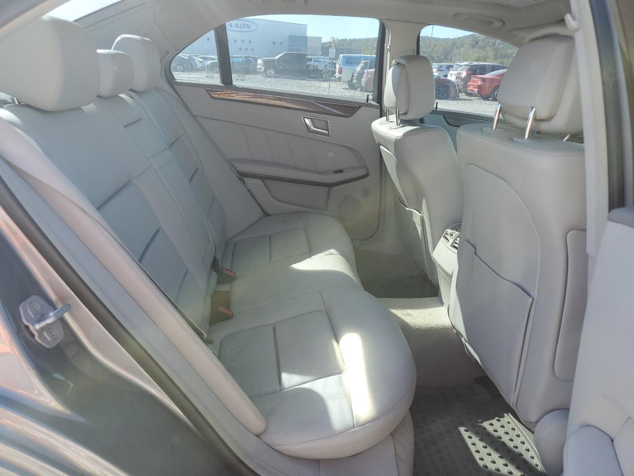 2012 MERCEDES-BENZ E-Class