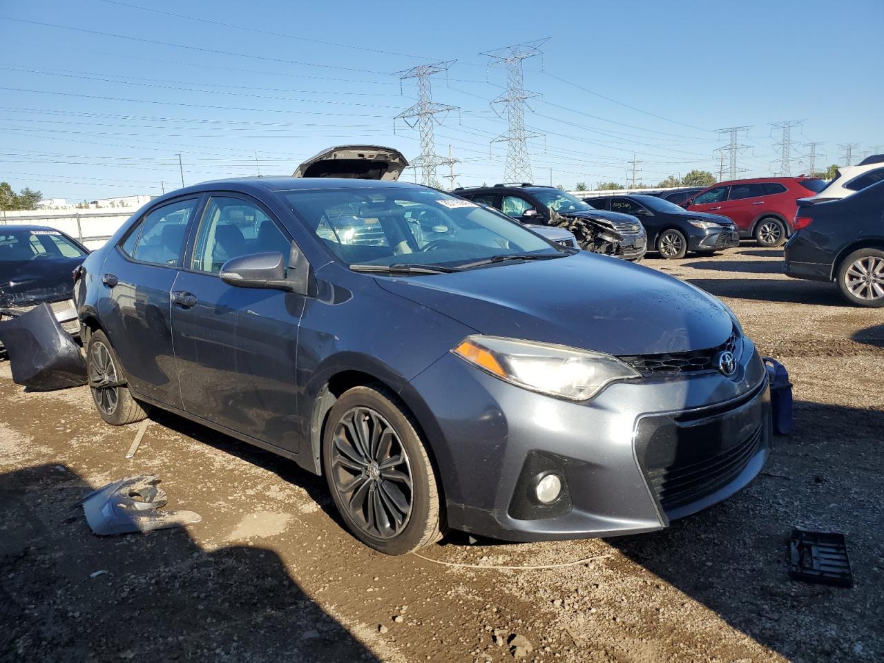 2015 TOYOTA COROLLA