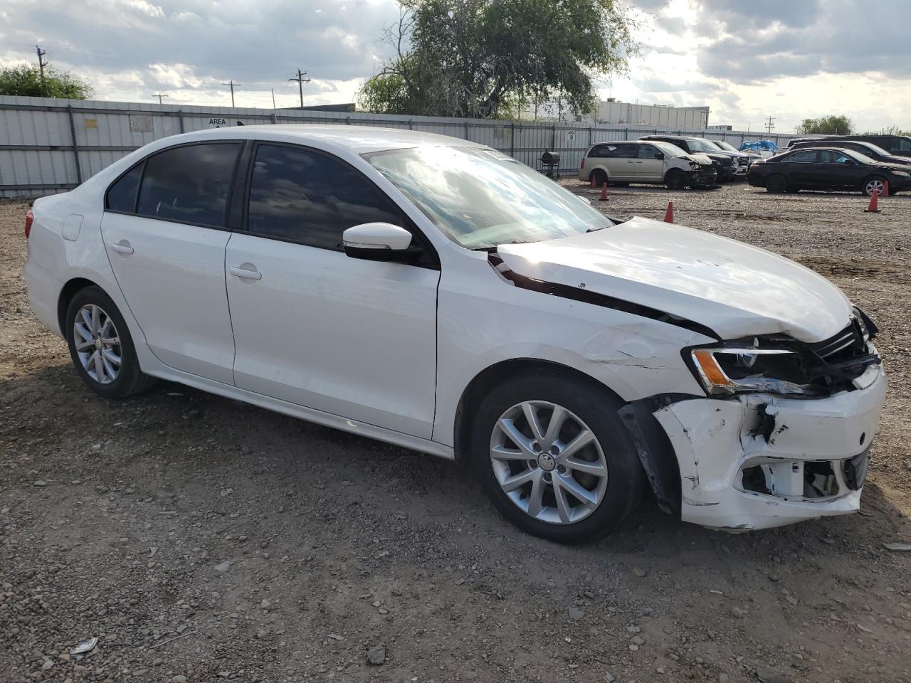 2011 VOLKSWAGEN JETTA