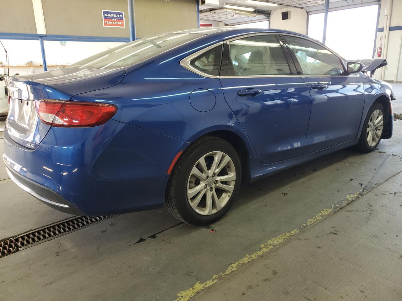 2016 CHRYSLER 200