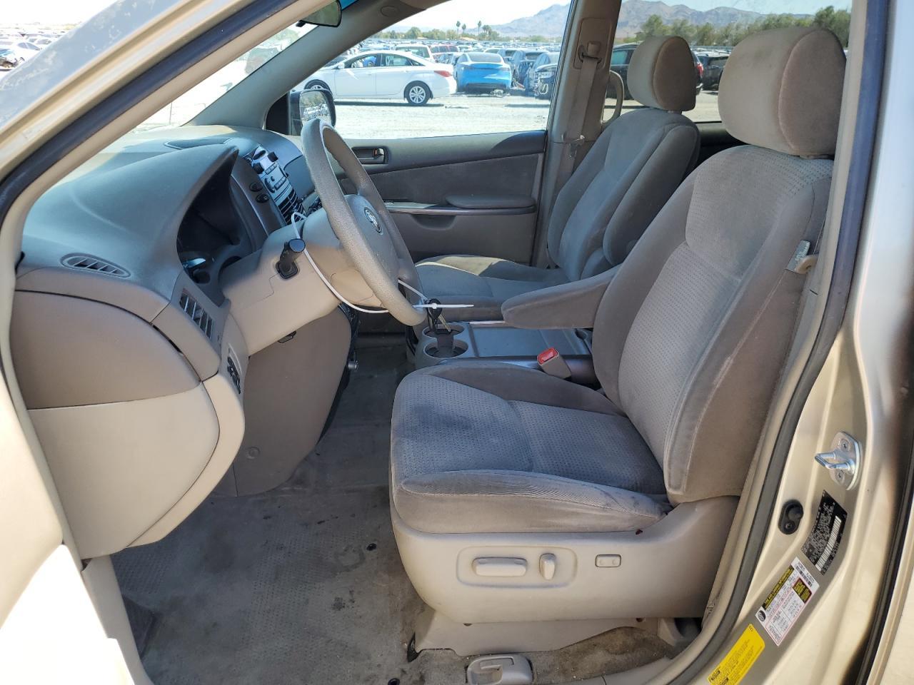 2008 TOYOTA SIENNA
