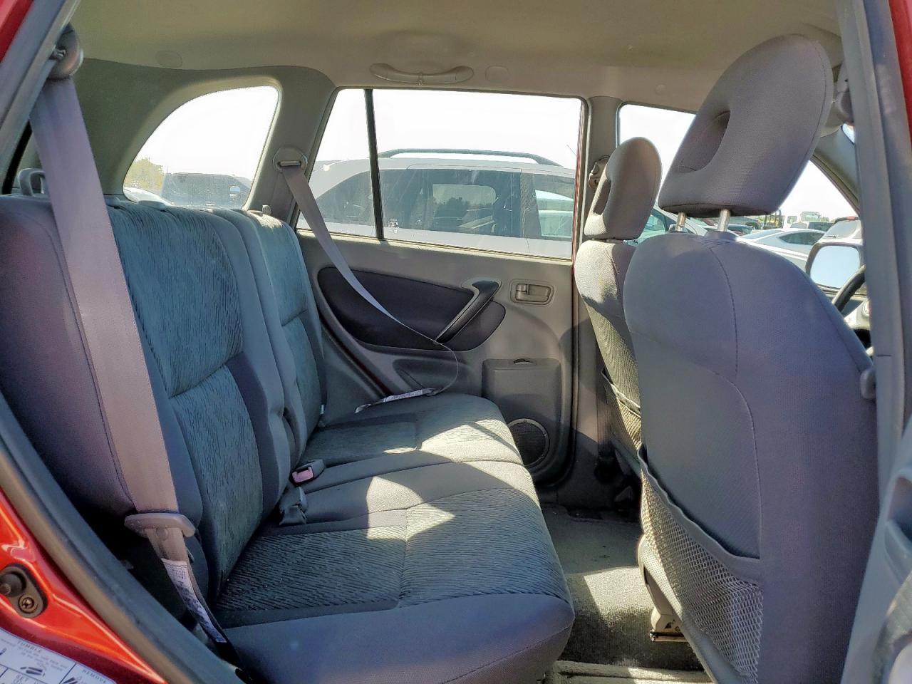 2002 TOYOTA RAV4