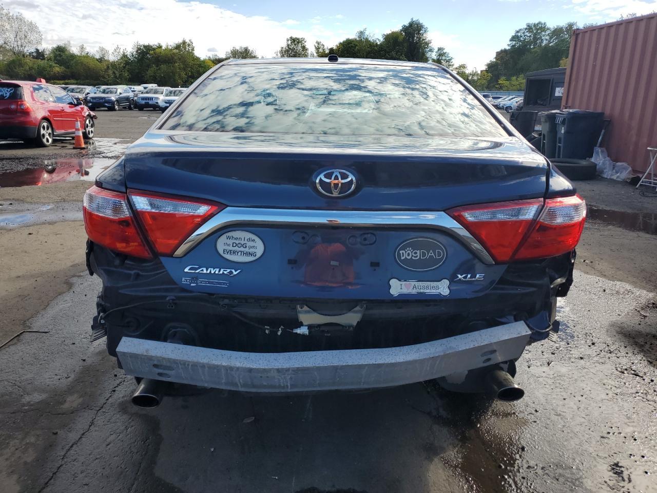 2016 TOYOTA CAMRY