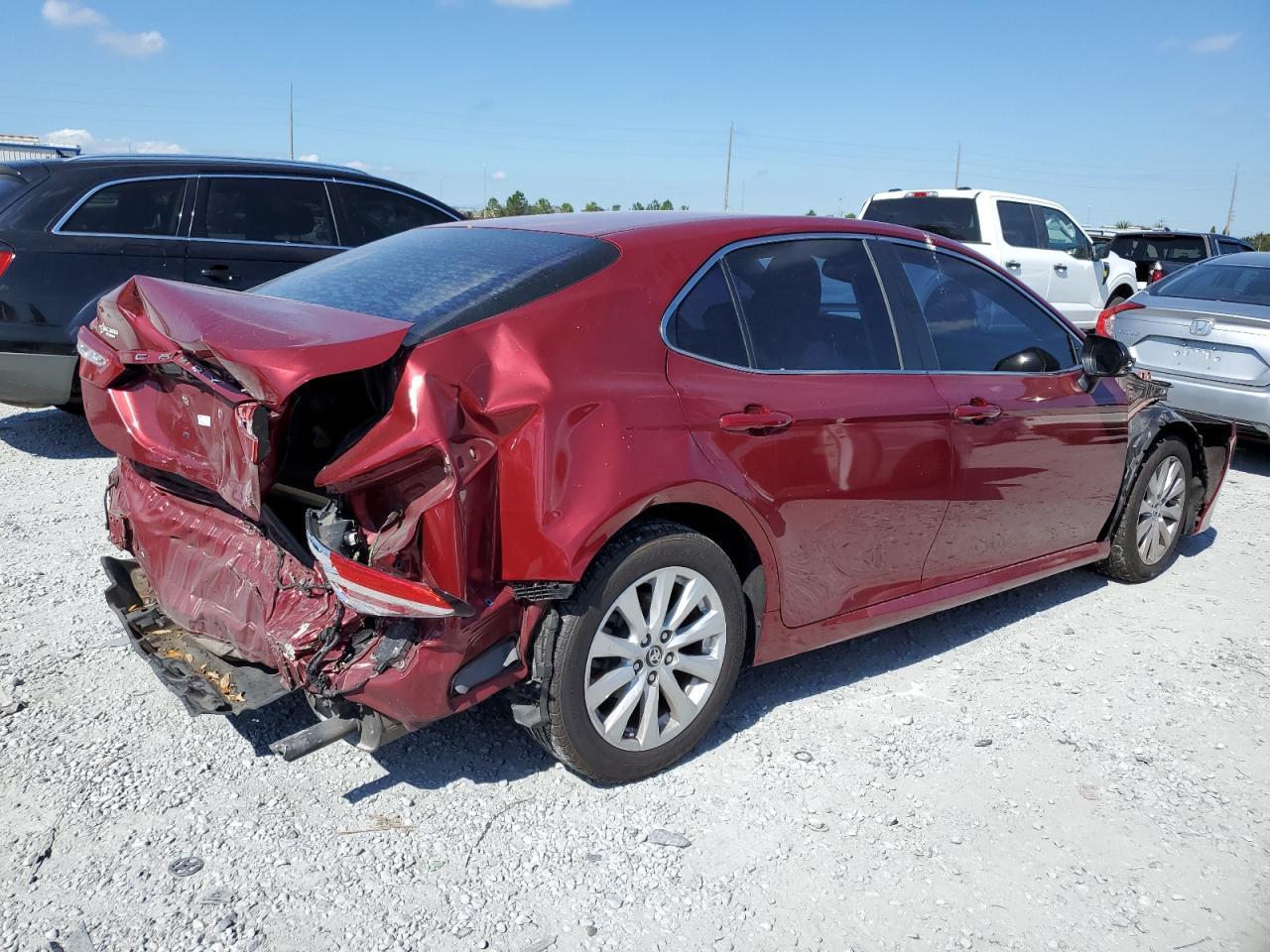 2018 TOYOTA CAMRY