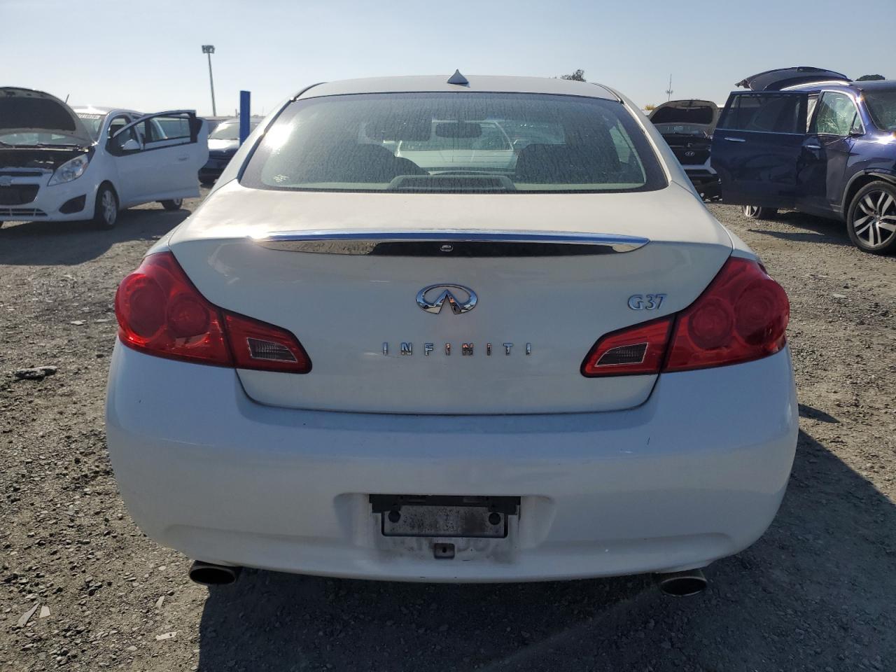 2009 INFINITI G37