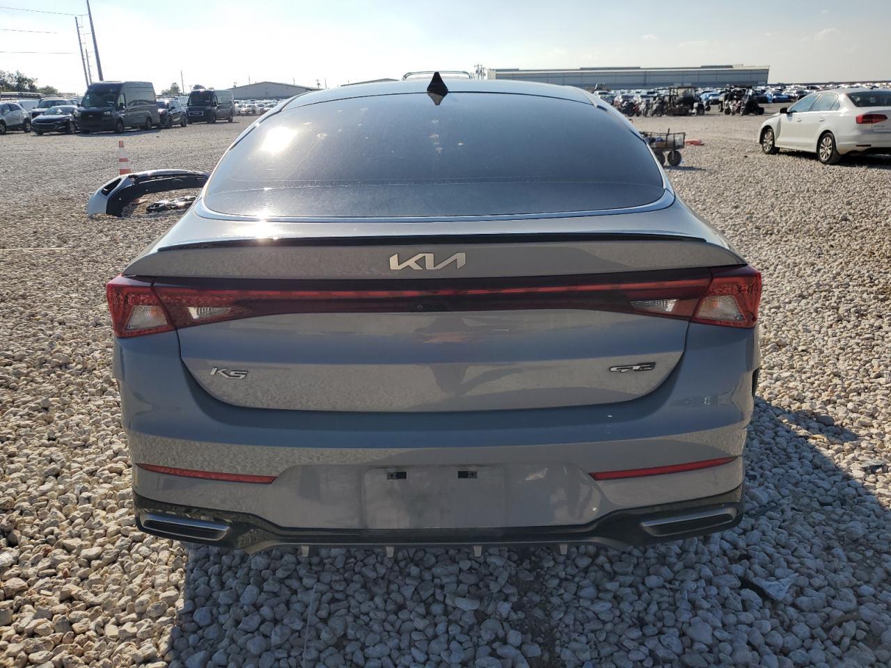 2022 KIA K5