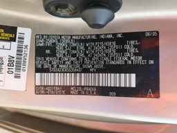 2005 TOYOTA SIENNA