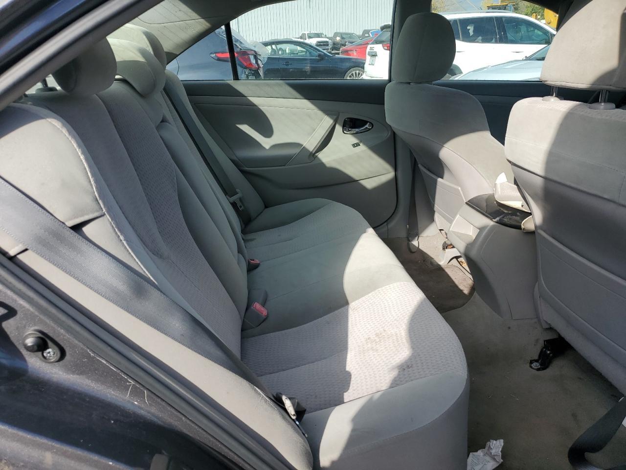 2011 TOYOTA CAMRY