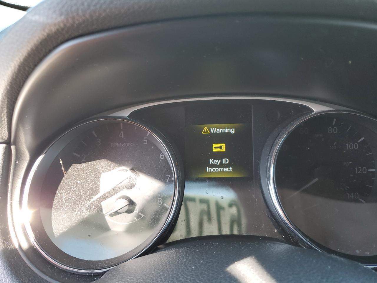 2015 NISSAN ROGUE