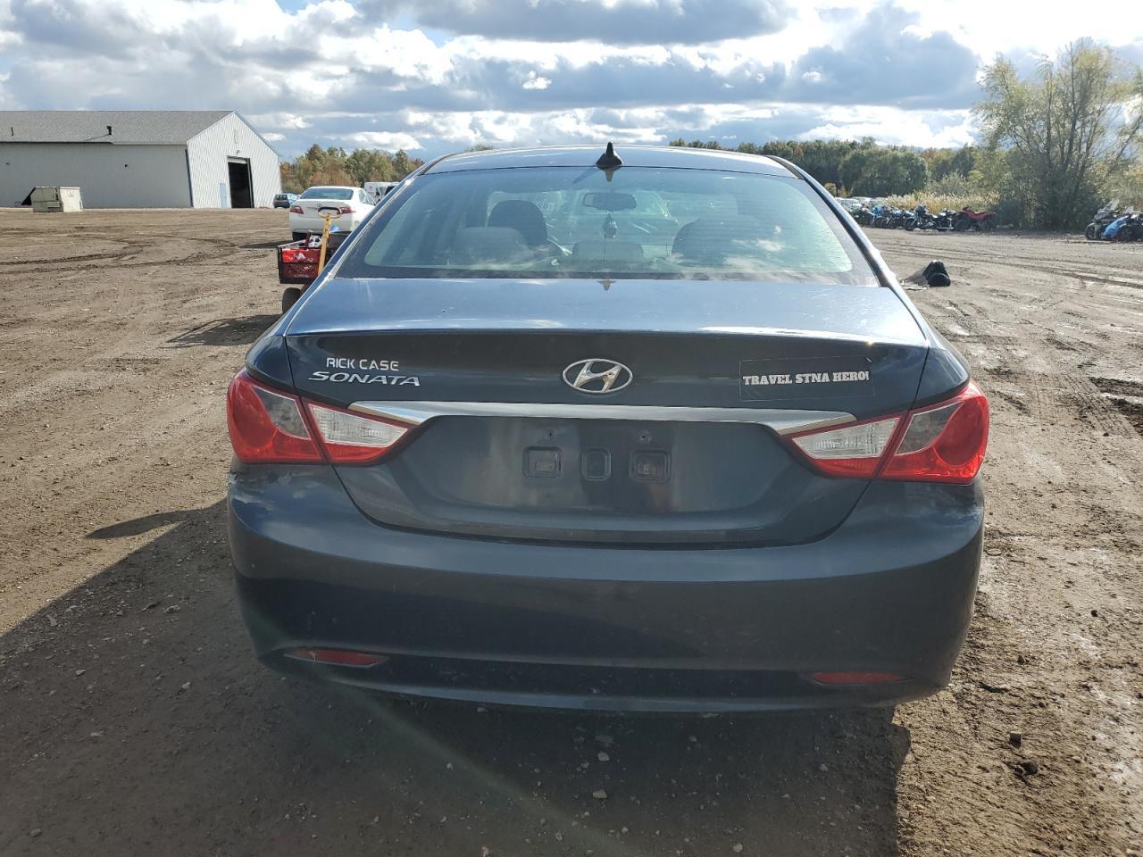 2013 HYUNDAI SONATA