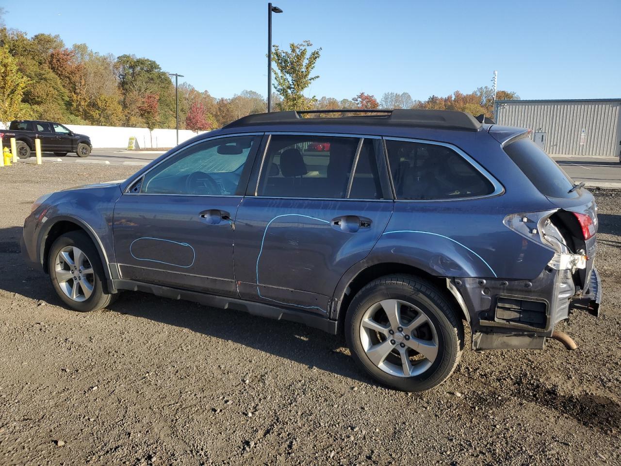 2014 SUBARU Outback