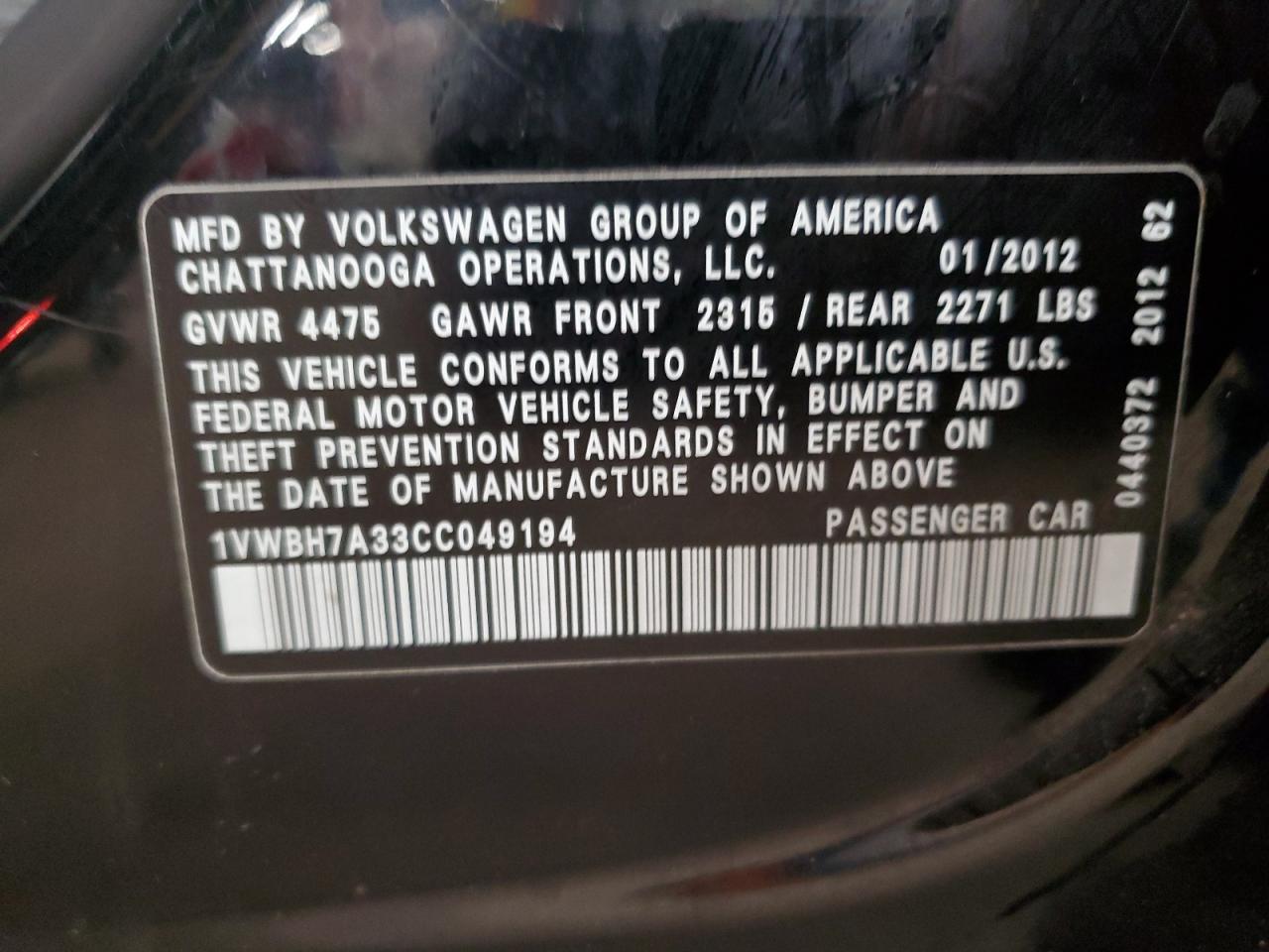 2012 VOLKSWAGEN Passat