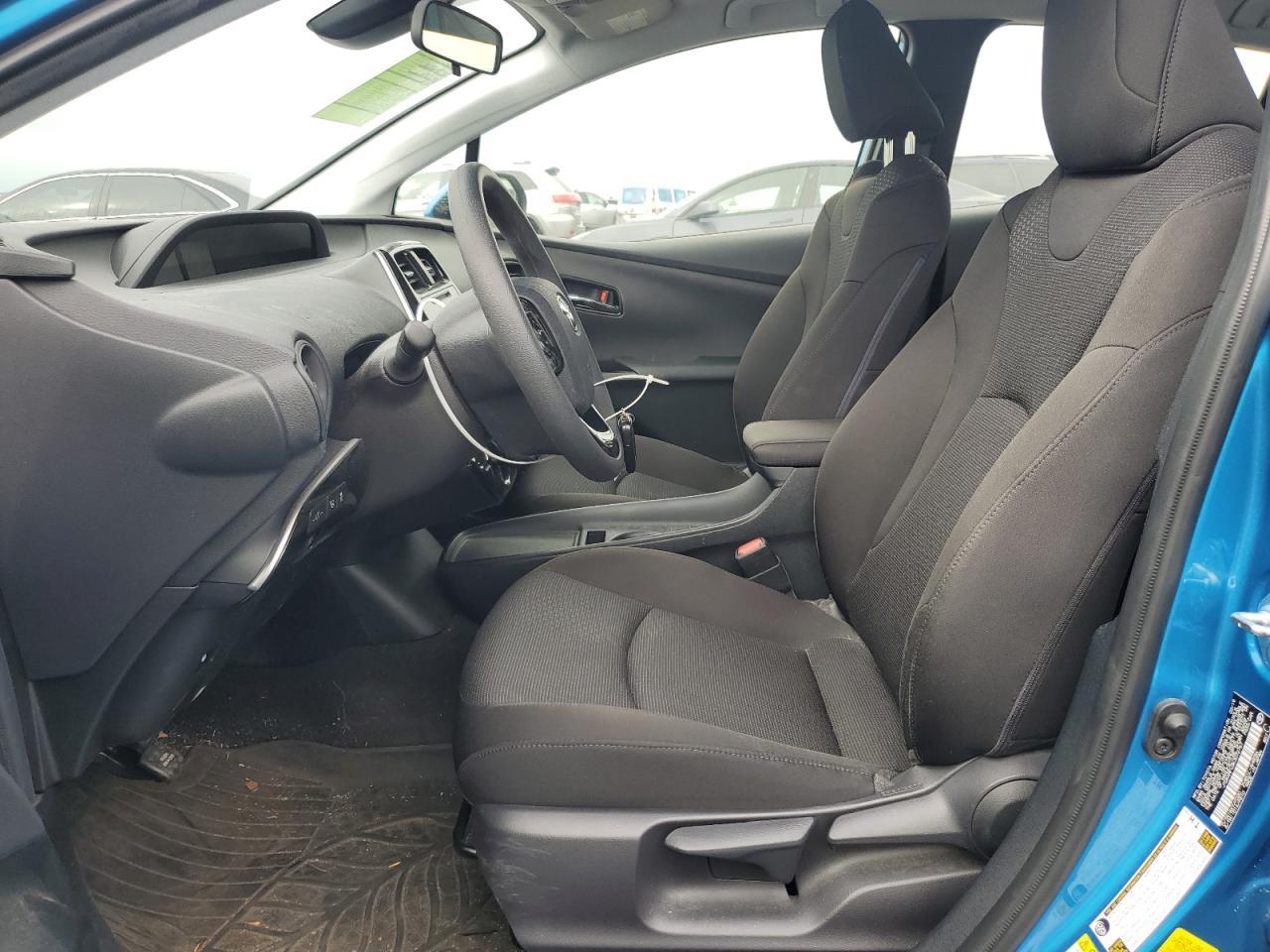 2019 TOYOTA PRIUS