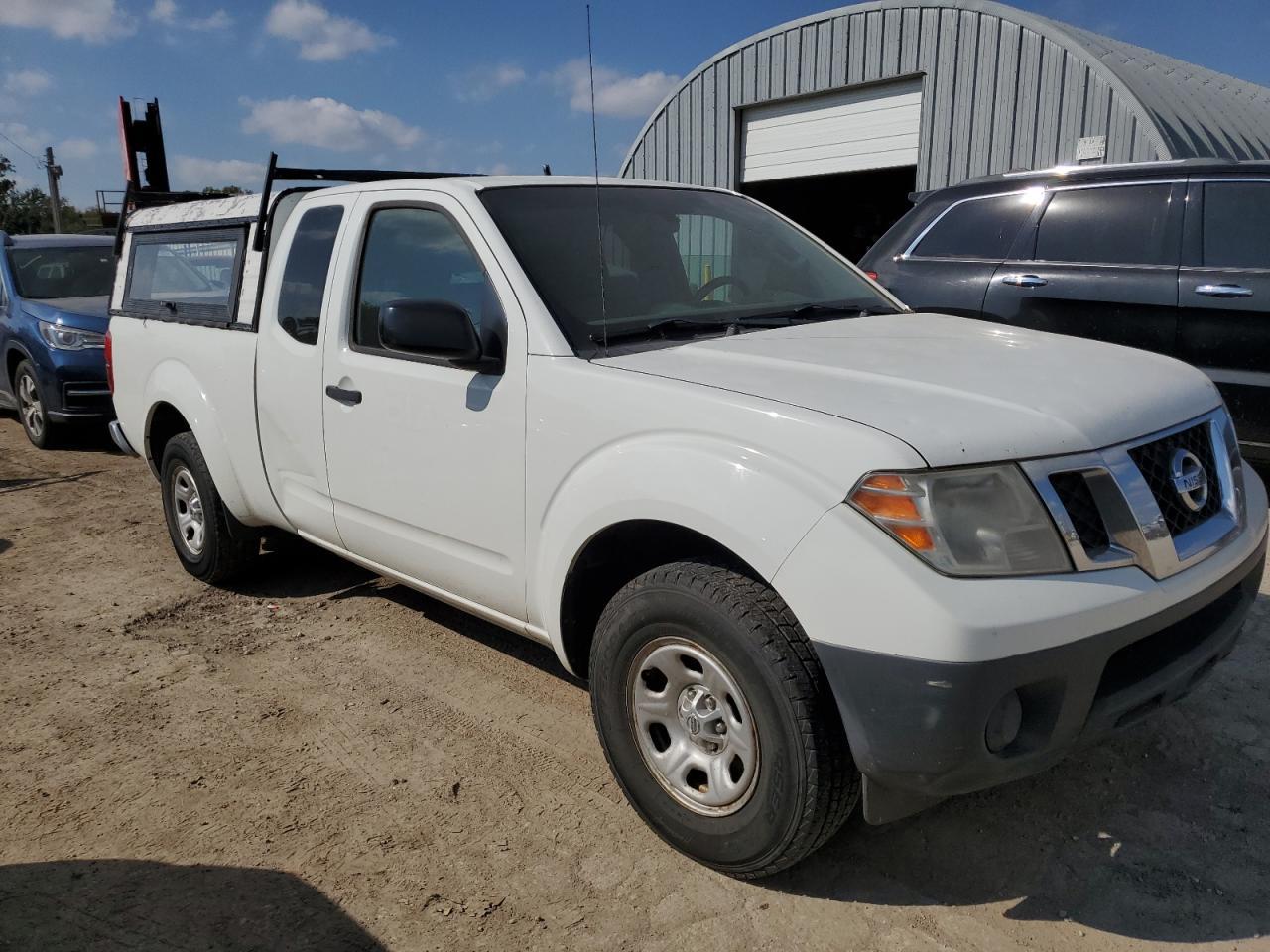 2015 NISSAN Frontier