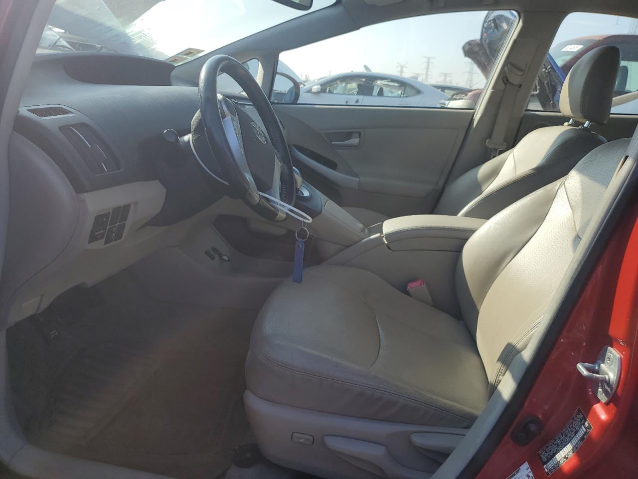 2011 TOYOTA PRIUS