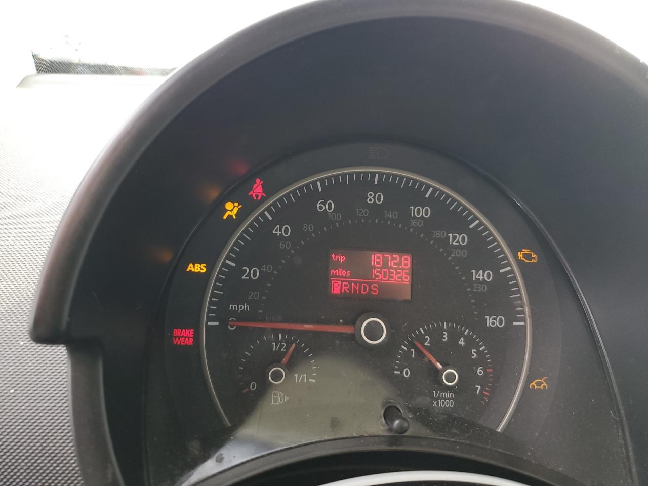2010 VOLKSWAGEN Beetle