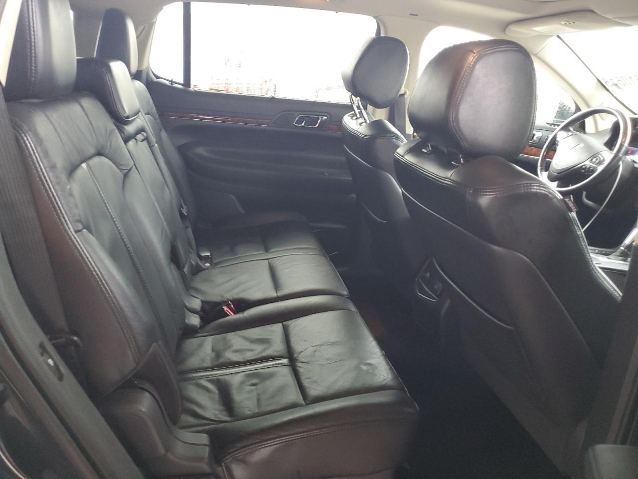 2013 LINCOLN MKT