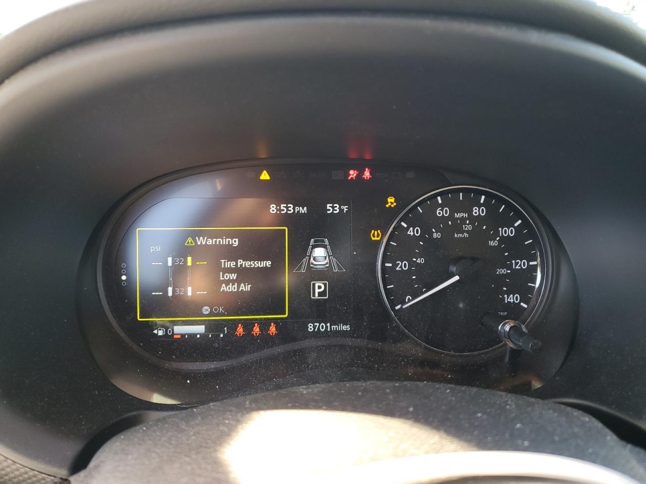 2024 NISSAN KICKS