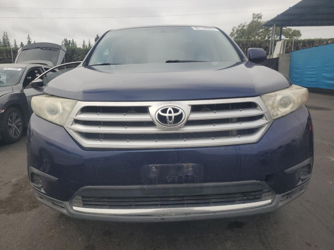 2013 TOYOTA HIGHLANDER