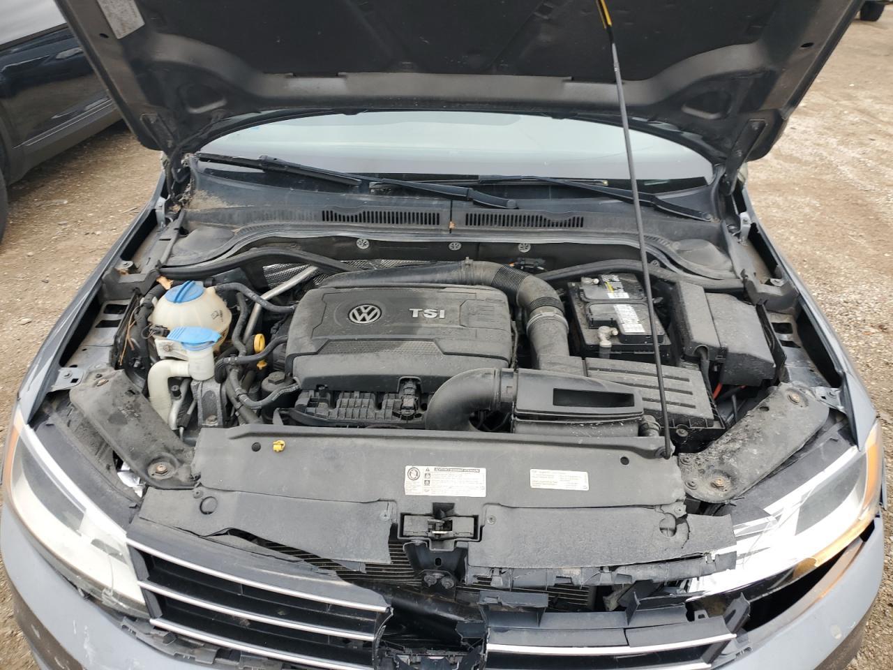 2015 VOLKSWAGEN JETTA