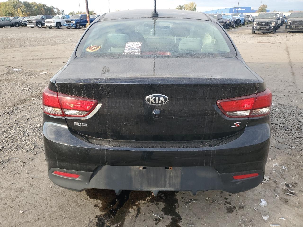 2018 KIA RIO