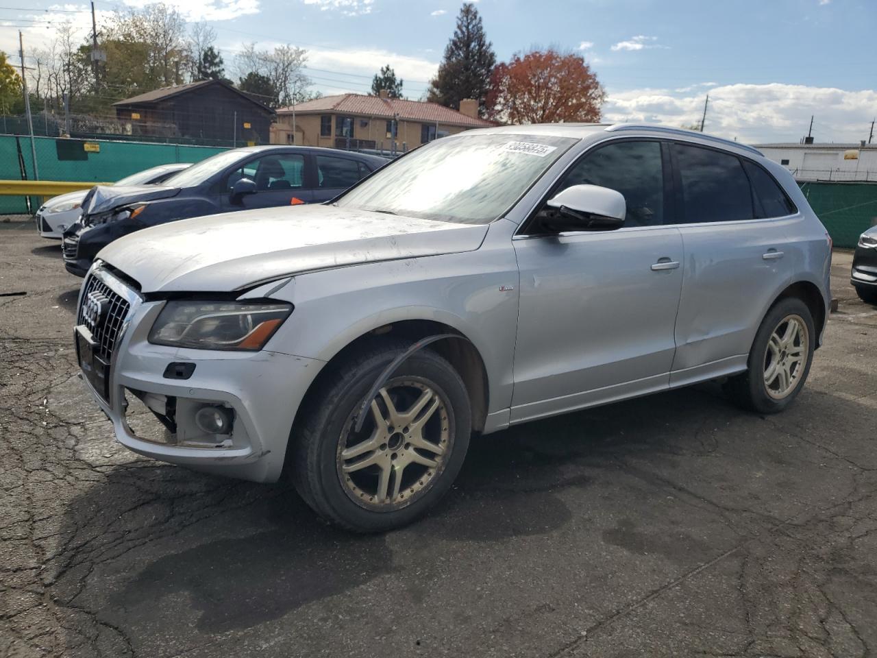 2010 AUDI Q5