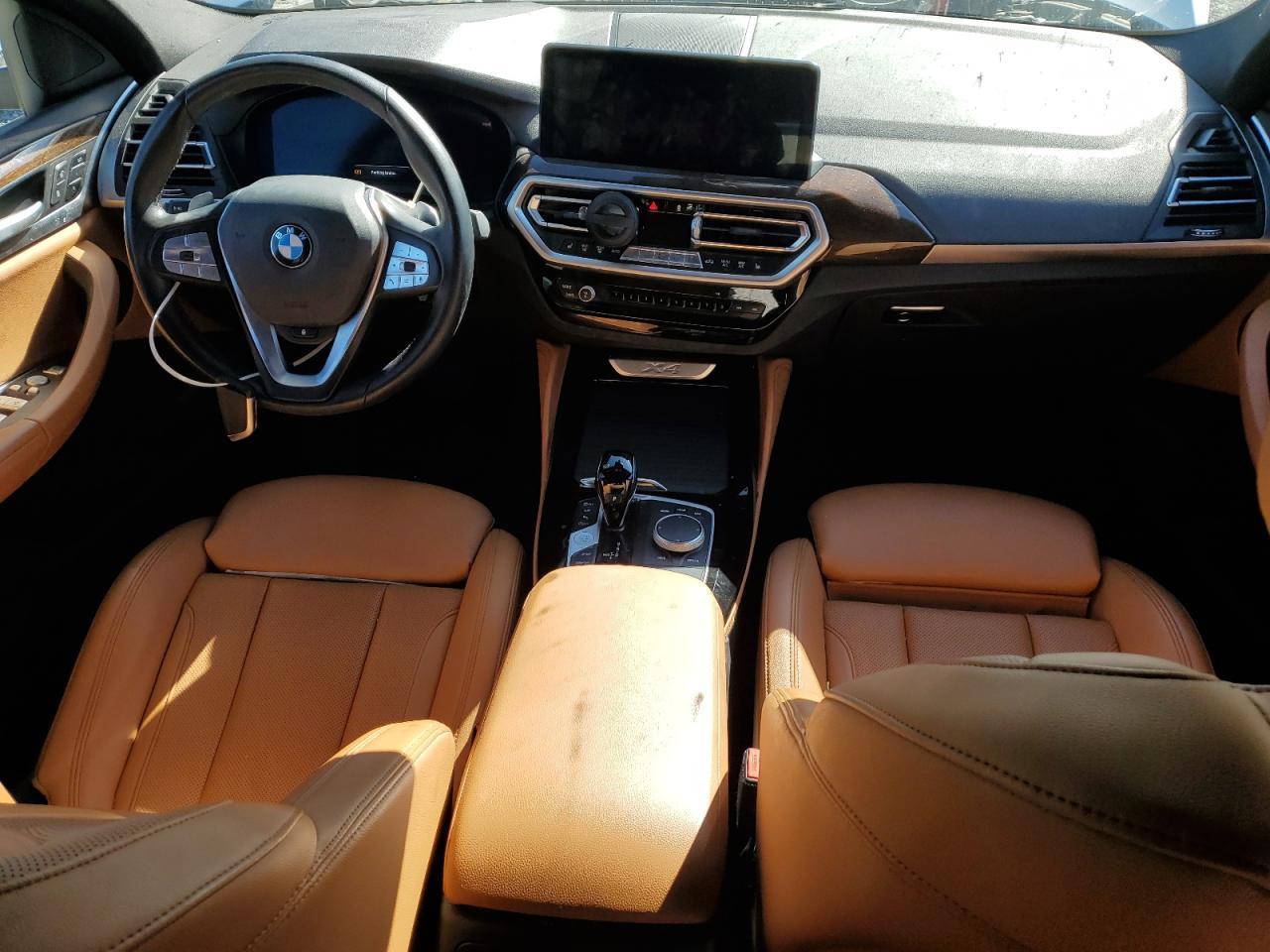 2023 BMW X4