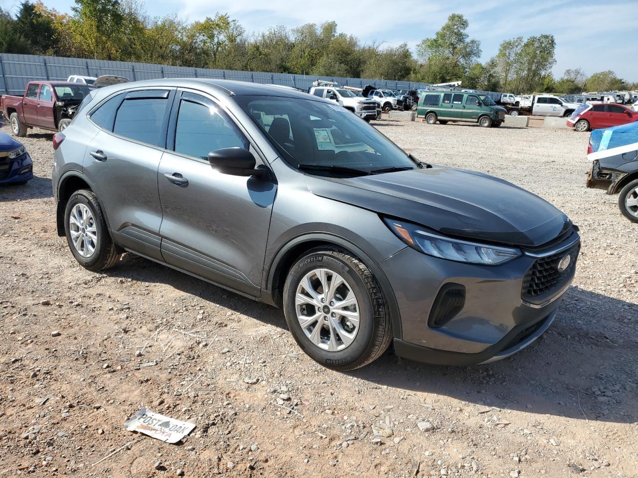 2025 FORD ESCAPE