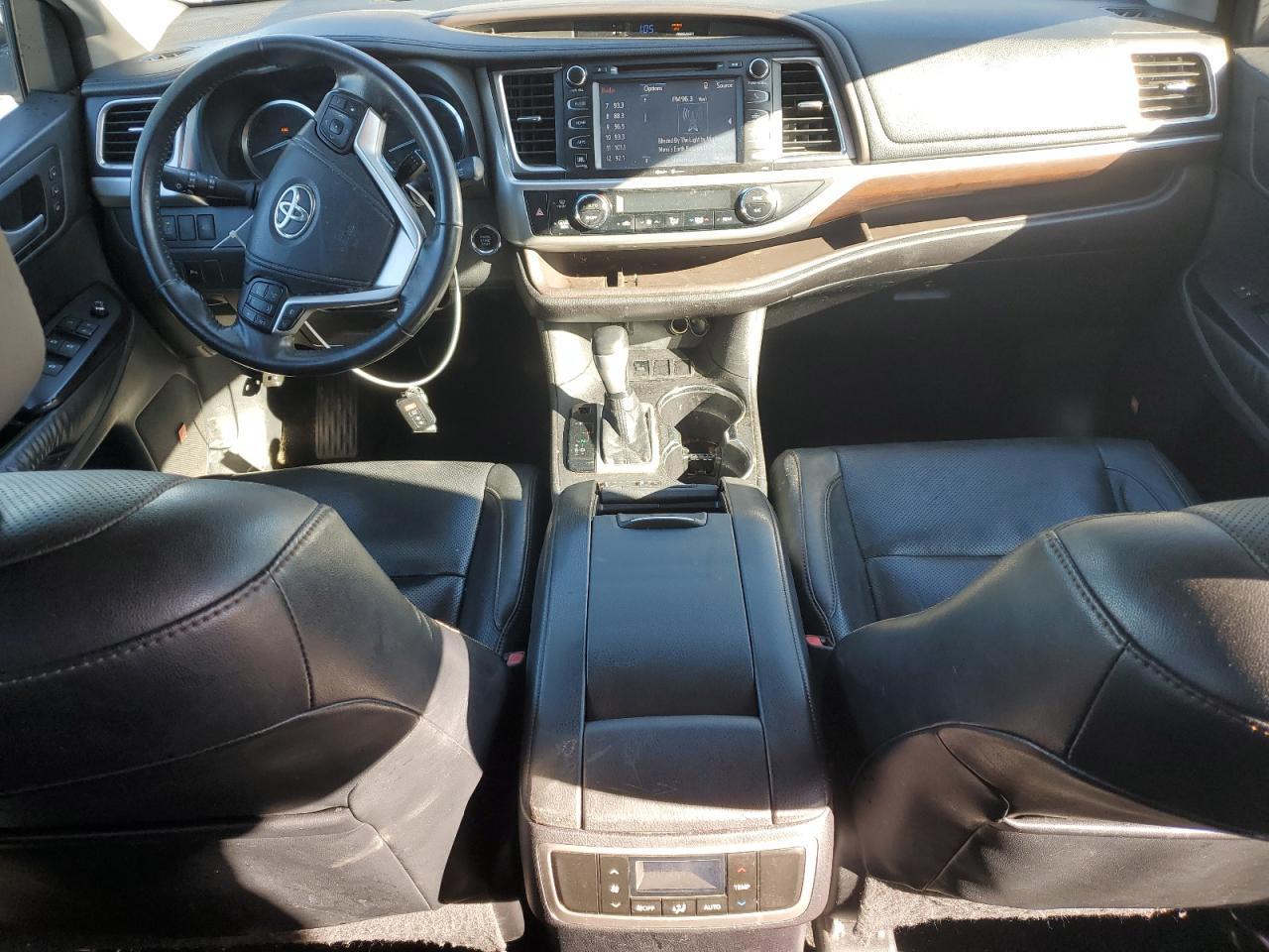 2014 TOYOTA HIGHLANDER